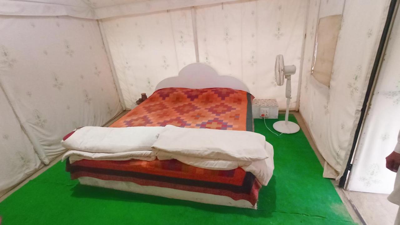 Bherandiāla Mahefeel E Rann Resort מראה חיצוני תמונה