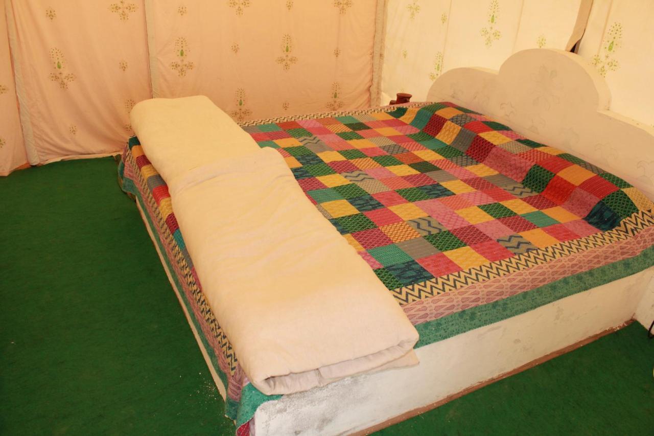 Bherandiāla Mahefeel E Rann Resort מראה חיצוני תמונה