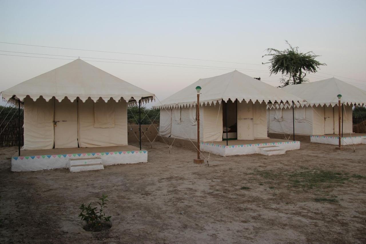 Bherandiāla Mahefeel E Rann Resort מראה חיצוני תמונה